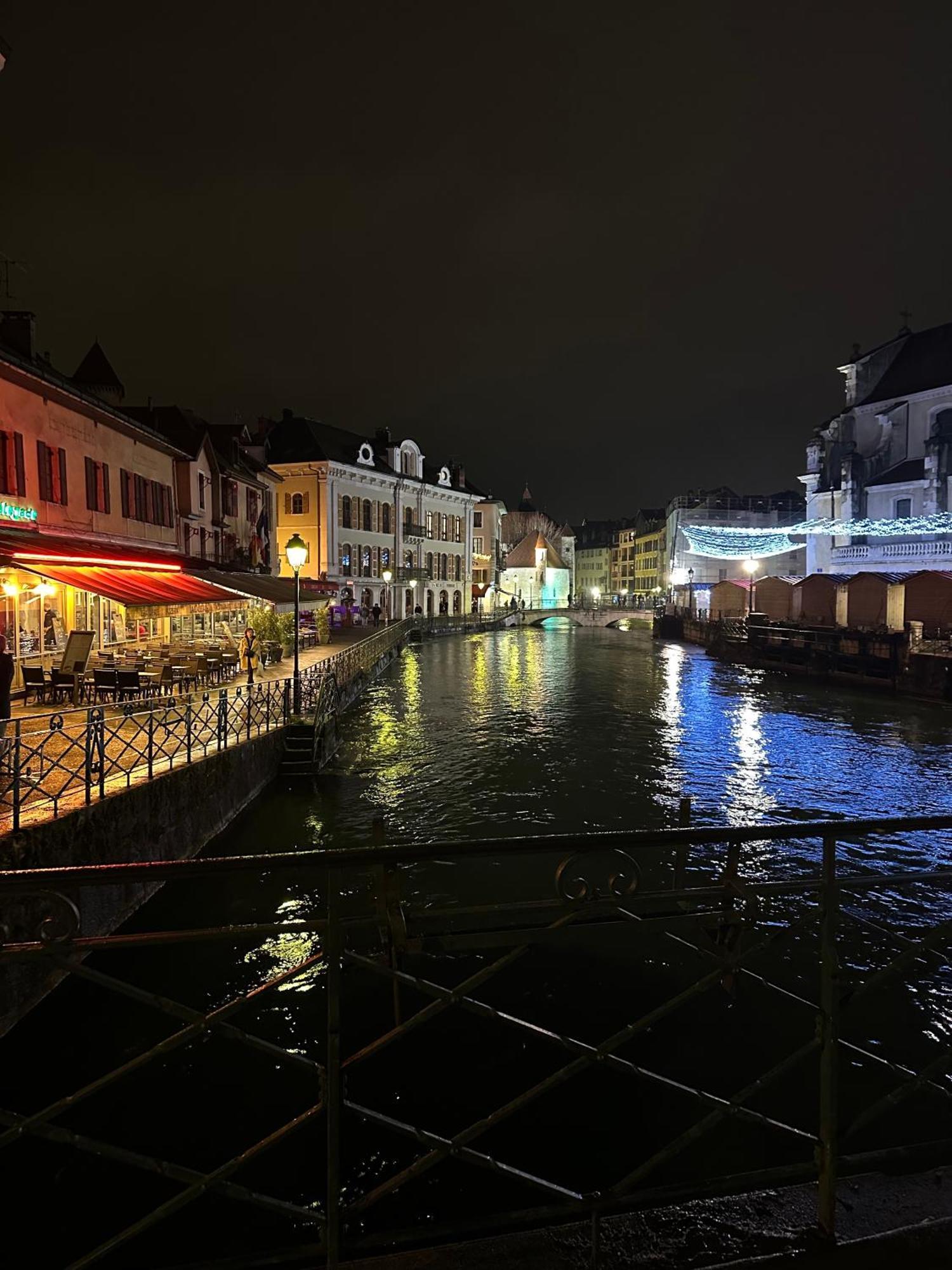 Lac Arte Postale Annecy Bagian luar foto